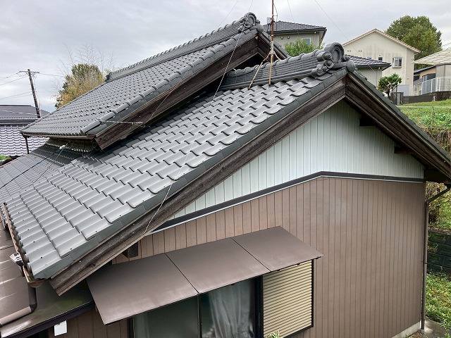 点検を行った瓦屋根